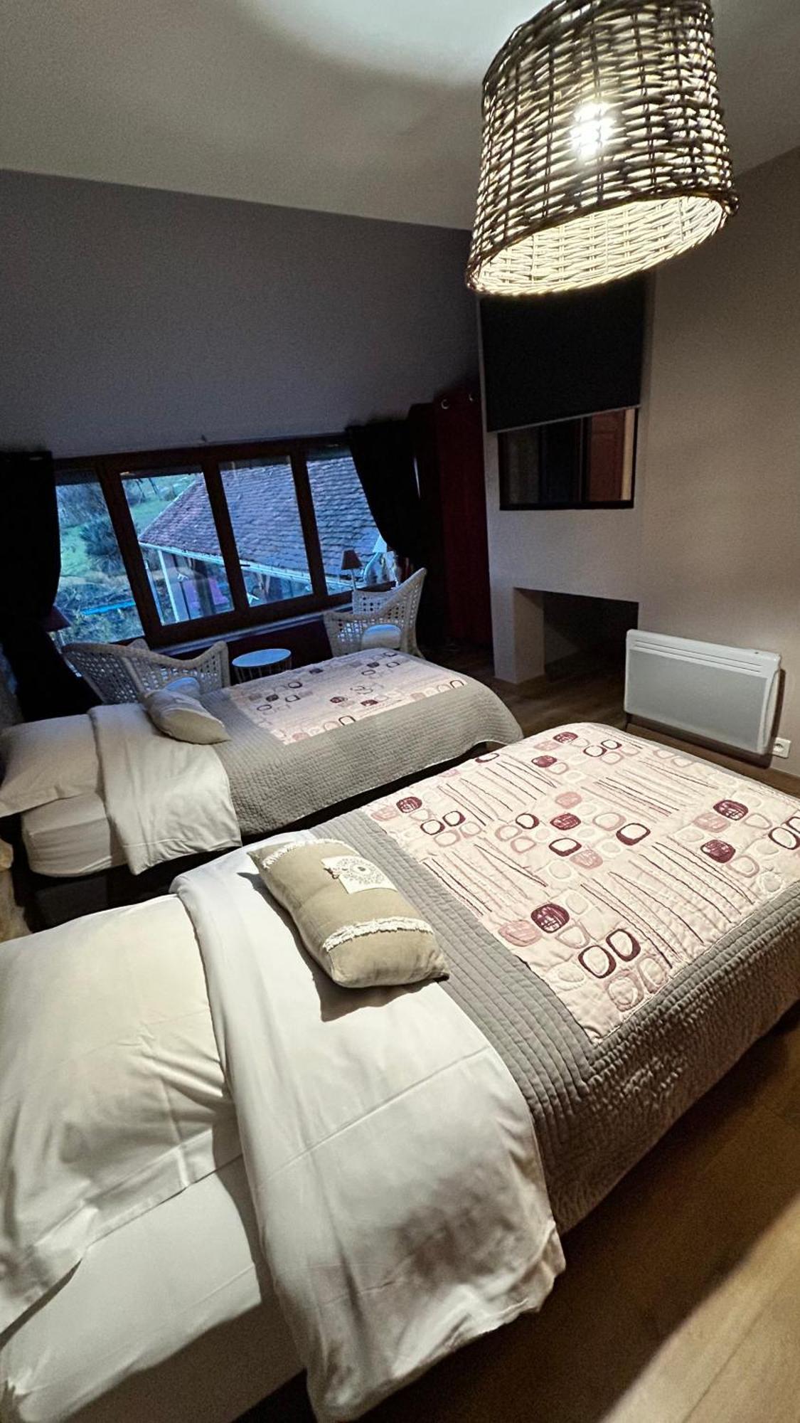 Le D'Tour Gourmand Bed & Breakfast Toulouse-le-Chateau Ngoại thất bức ảnh