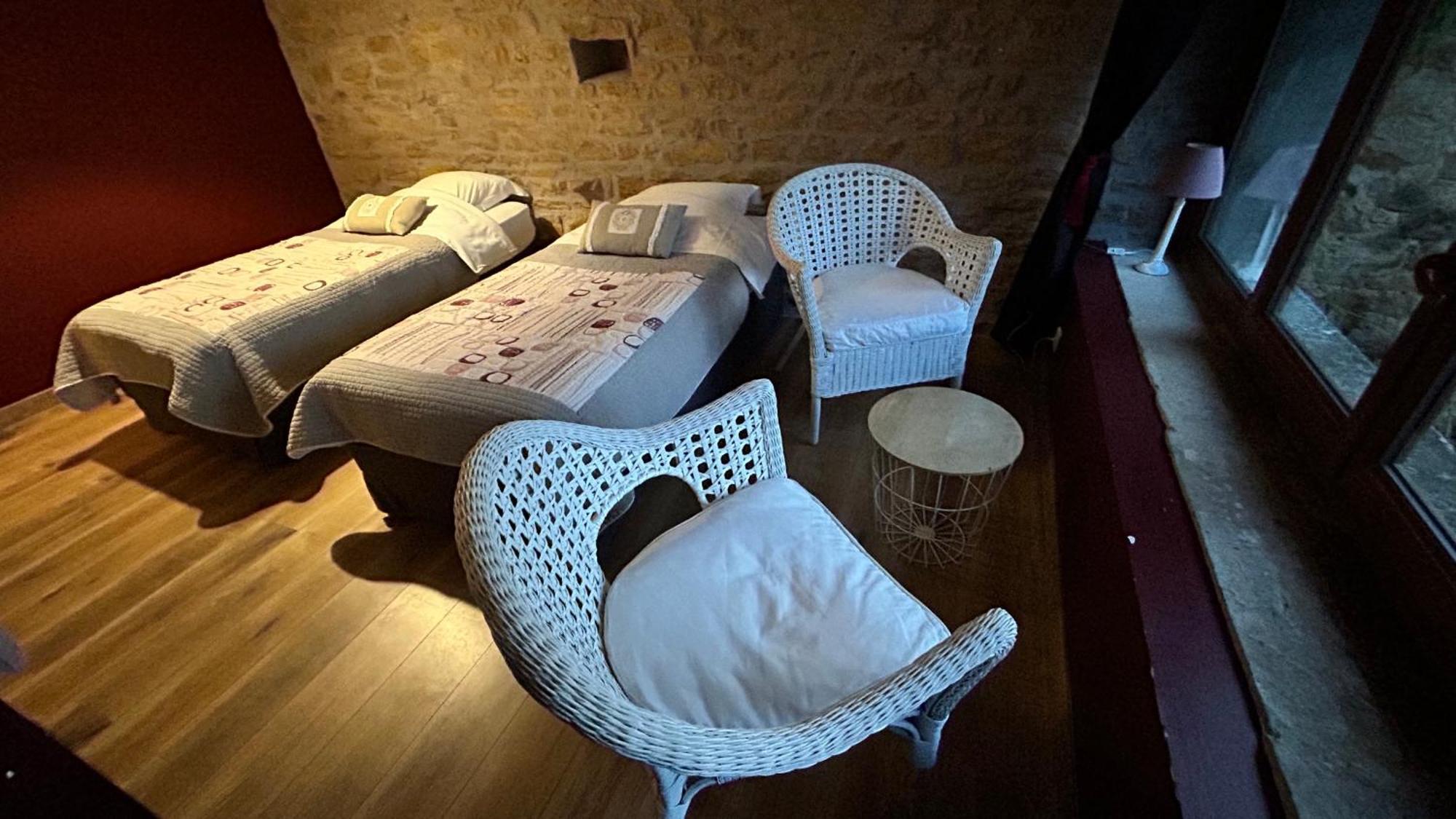 Le D'Tour Gourmand Bed & Breakfast Toulouse-le-Chateau Ngoại thất bức ảnh