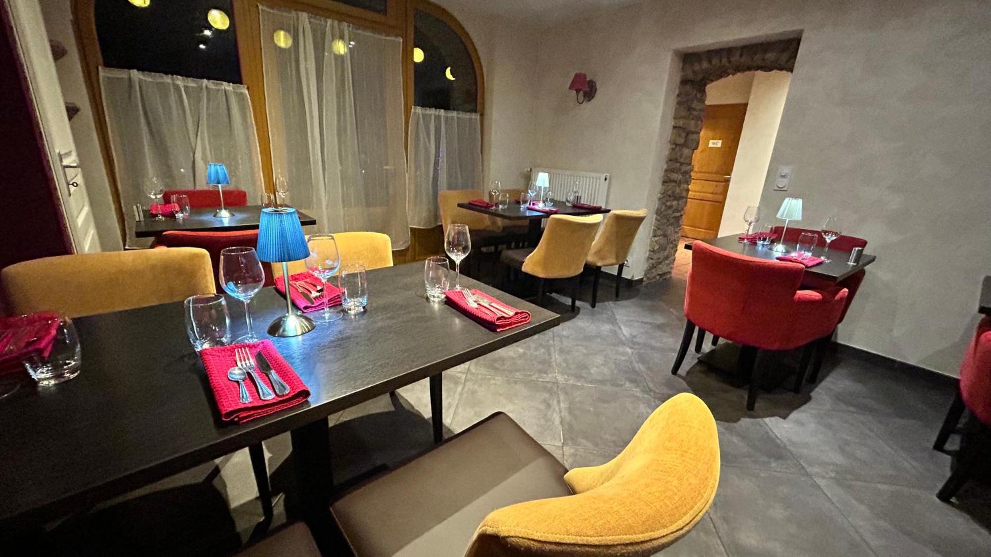 Le D'Tour Gourmand Bed & Breakfast Toulouse-le-Chateau Ngoại thất bức ảnh