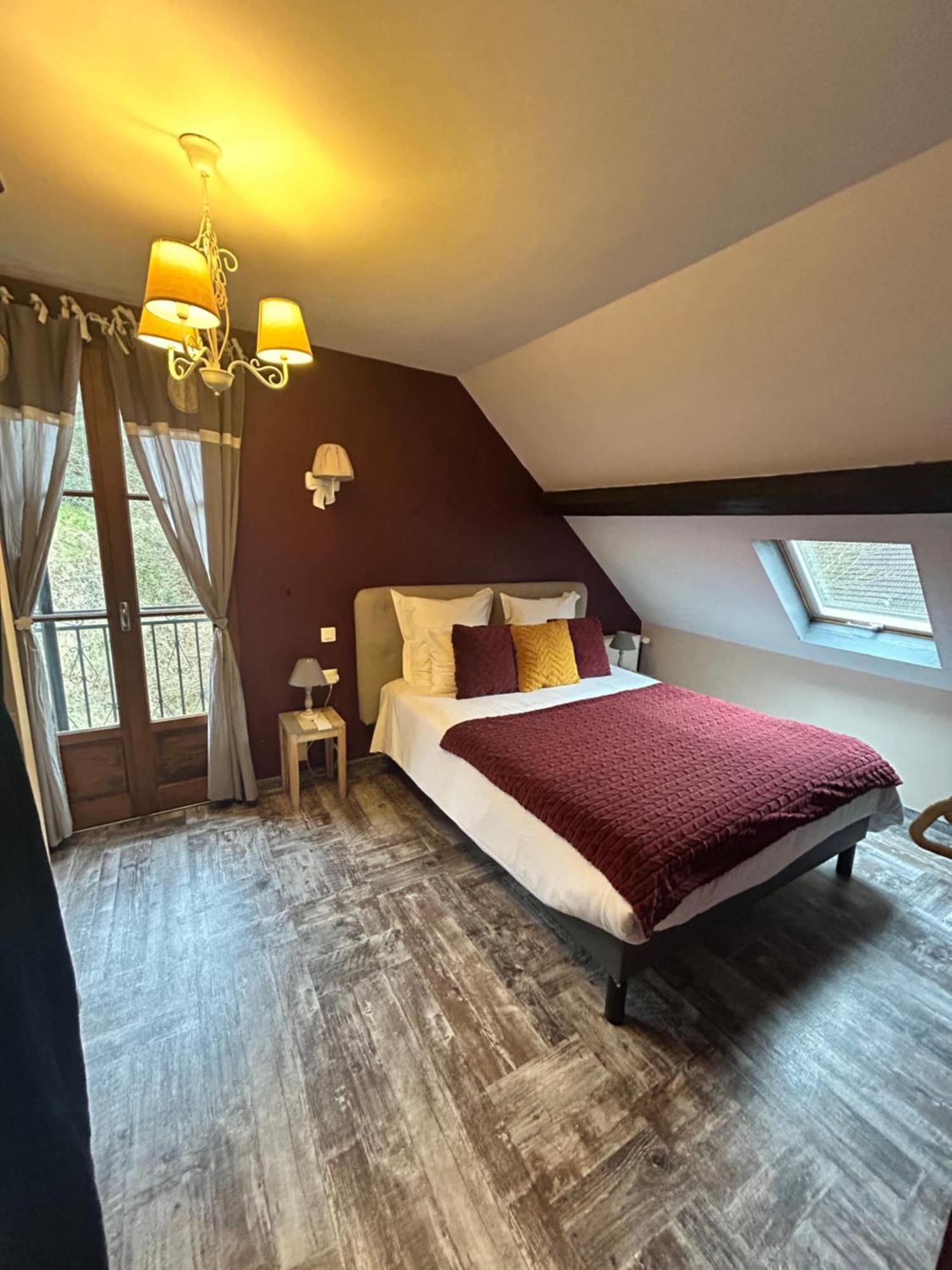 Le D'Tour Gourmand Bed & Breakfast Toulouse-le-Chateau Ngoại thất bức ảnh