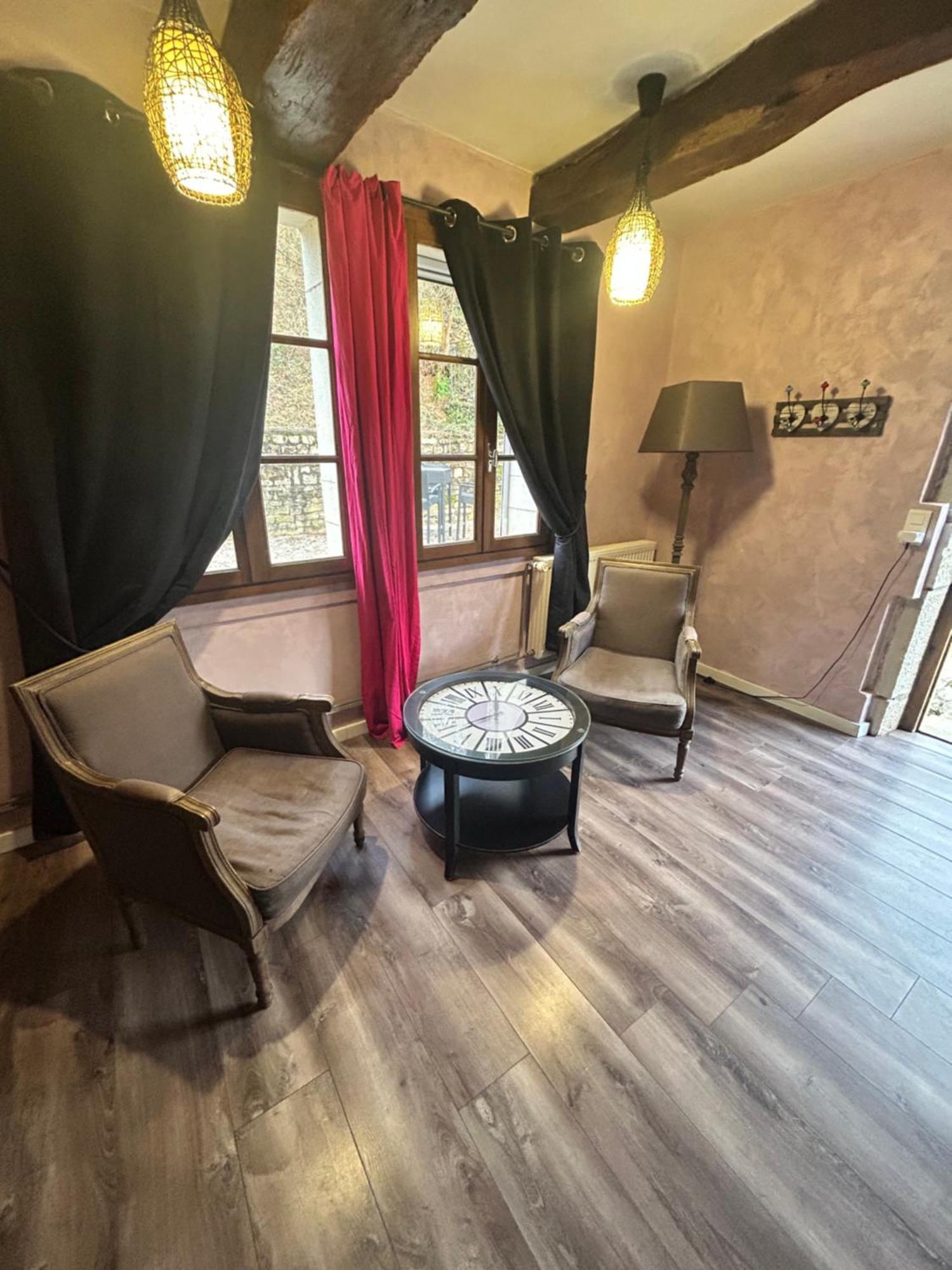 Le D'Tour Gourmand Bed & Breakfast Toulouse-le-Chateau Ngoại thất bức ảnh